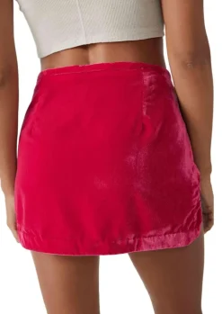 Annalise Velvet Mini Skirt in Pink Phenom
