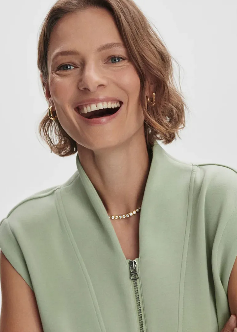 Loretta Half Zip Sleeveless Sweat in Snow Sage