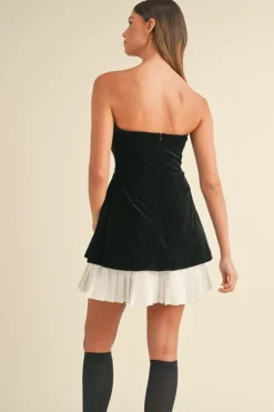Mini Black Sweetheart Velvet Dresses With Pleated Skirt