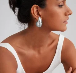Tear drop earrings